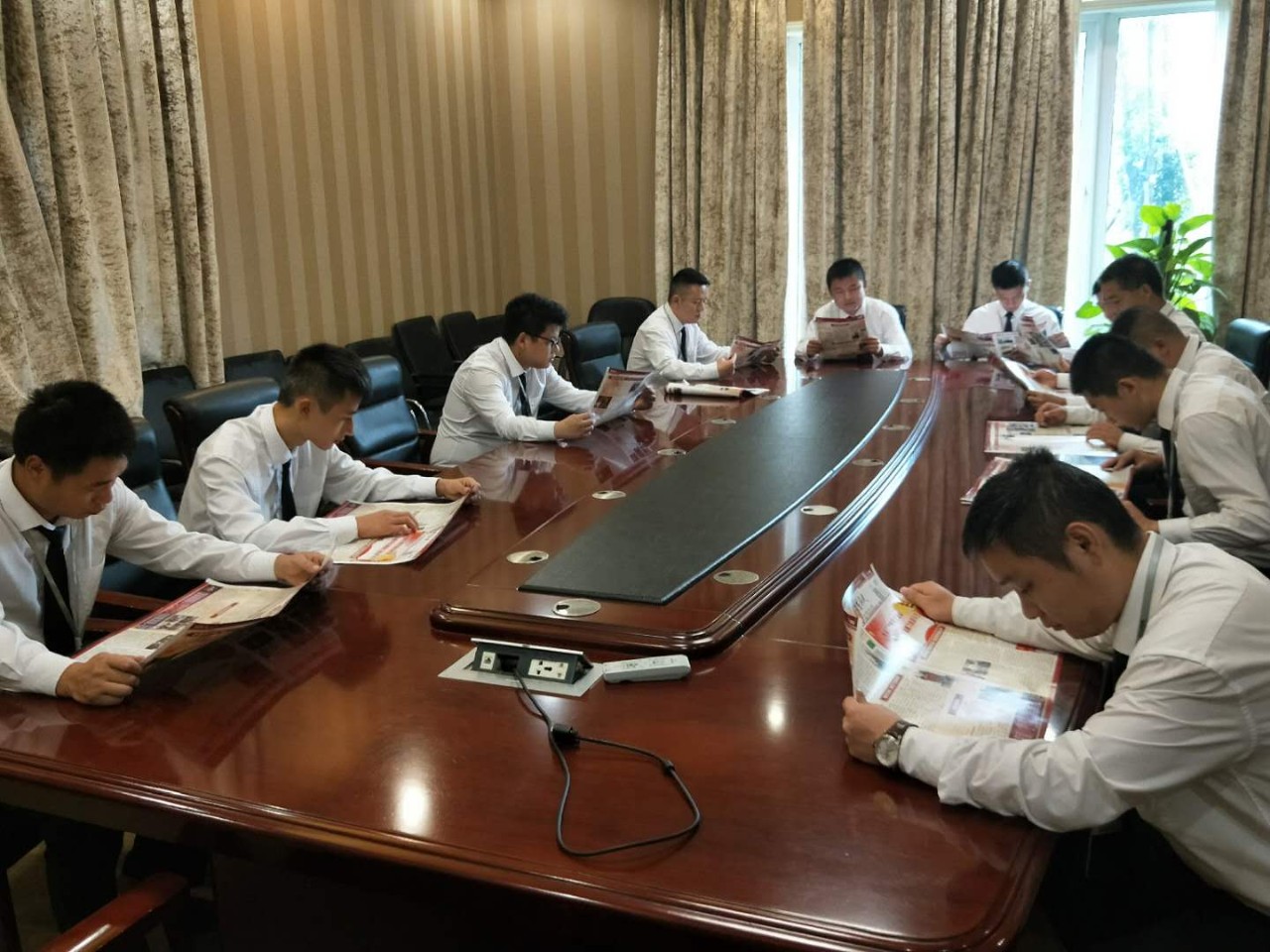 1619230229109464.jpg 80.jpg